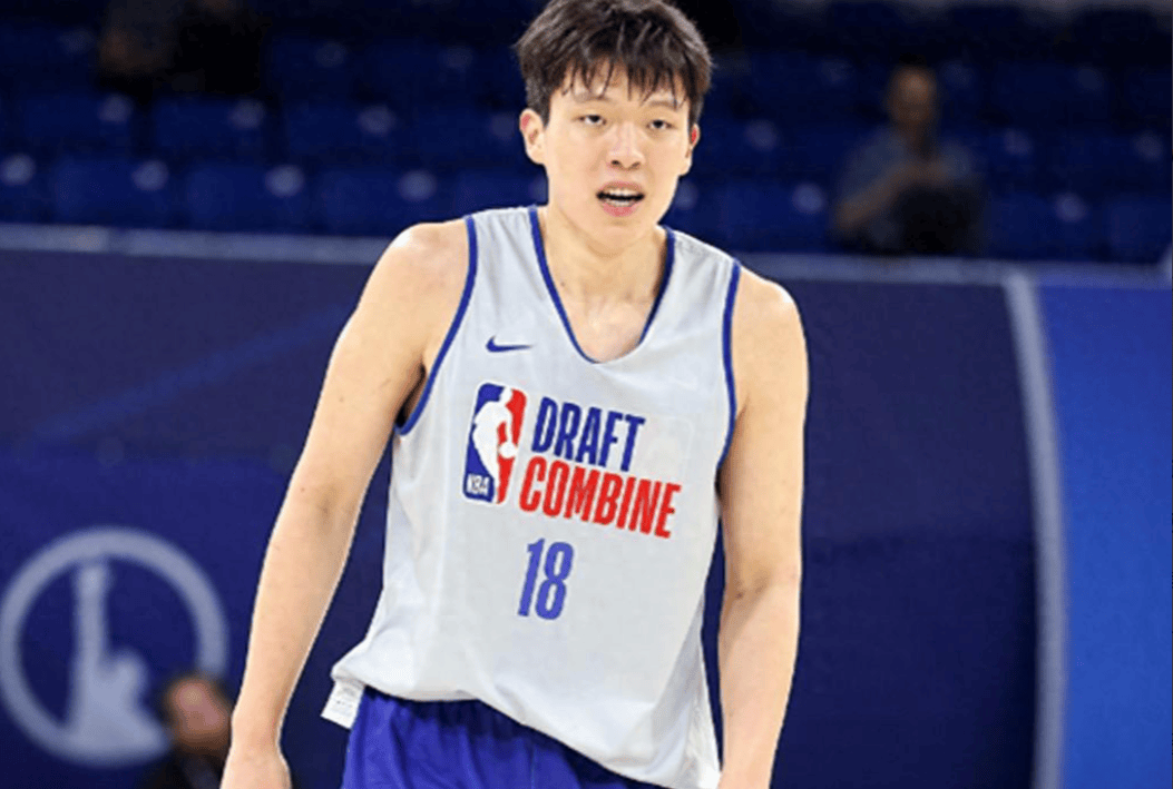 包含南非篮球明星赴美试训，期待加盟NBA的词条