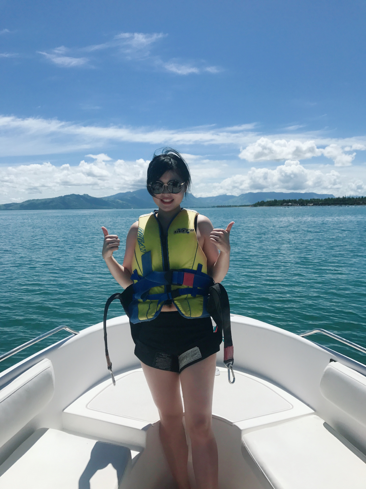包含流连忘返！斐济田径好手轻盈舞步，实现高难度动作的词条