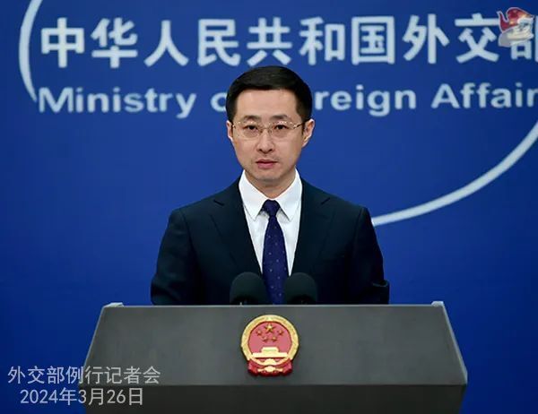 历史性瞬间录取，代表世界精彩动向