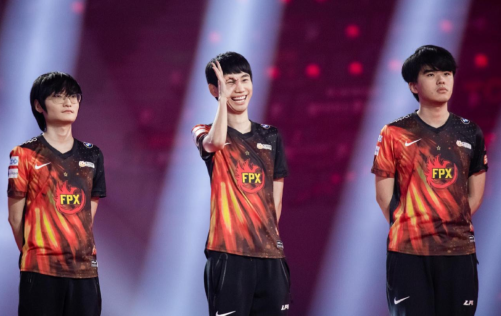 EDG力克DK，BDD完成史诗逆转成都决赛之夜3:2（釜山）