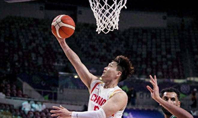 吉林男篮客场作战失利，核心球员状态下滑的简单介绍