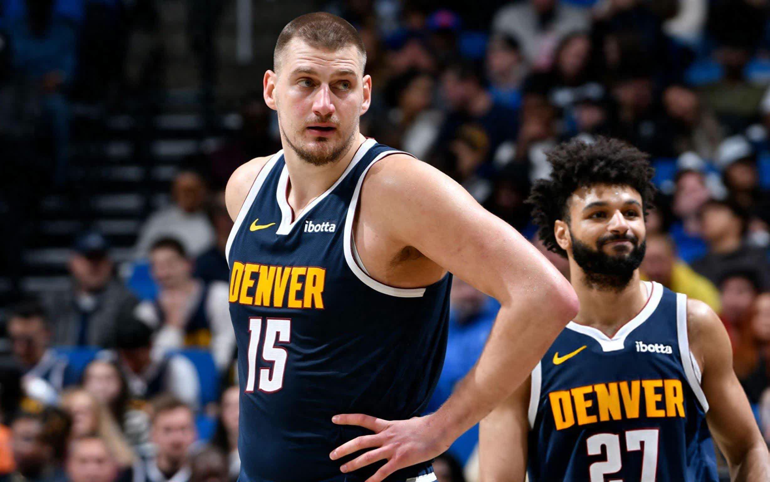 掘金队客场大胜热火队