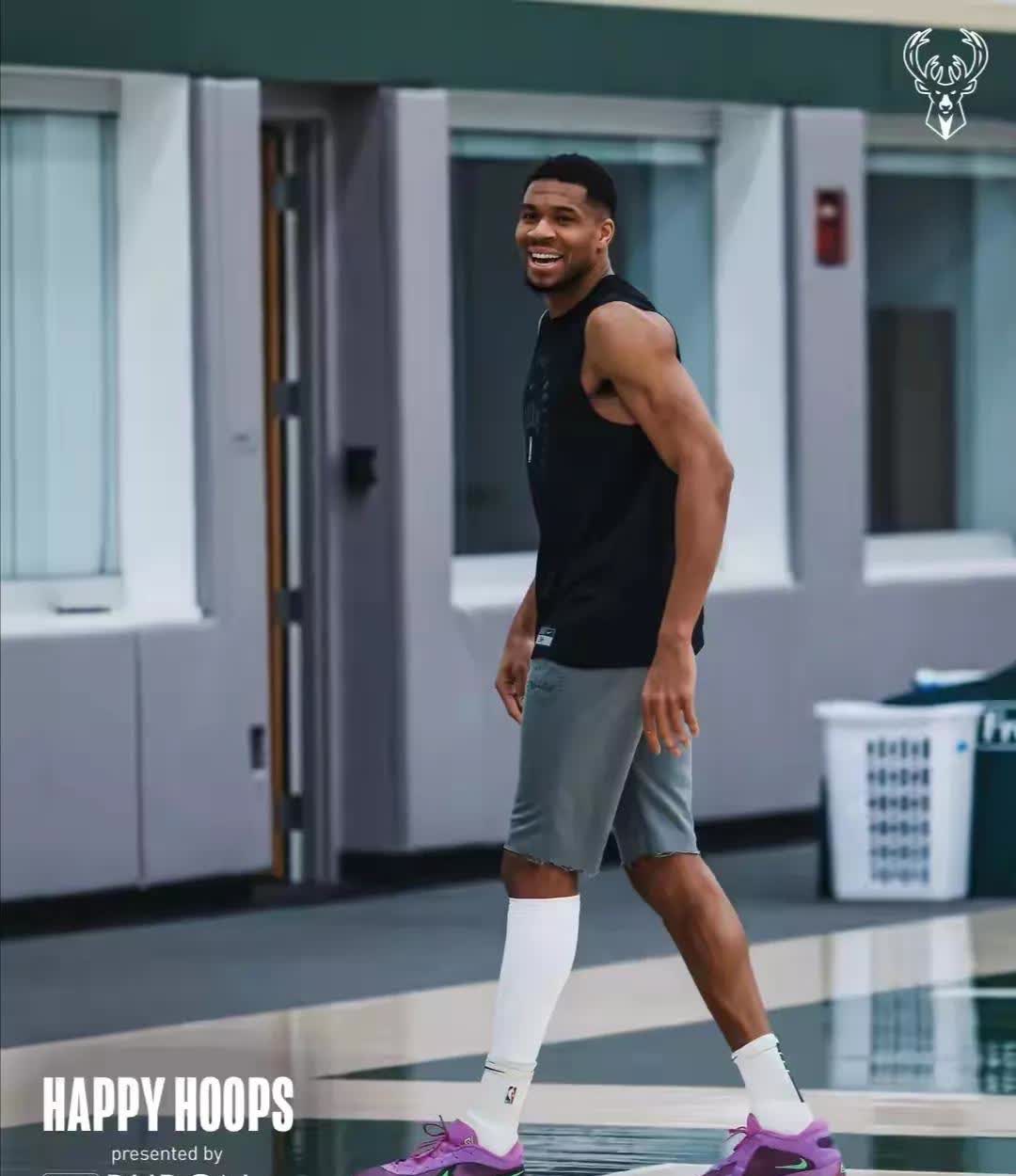 快船遭遇雄鹿逆转，遗憾失利