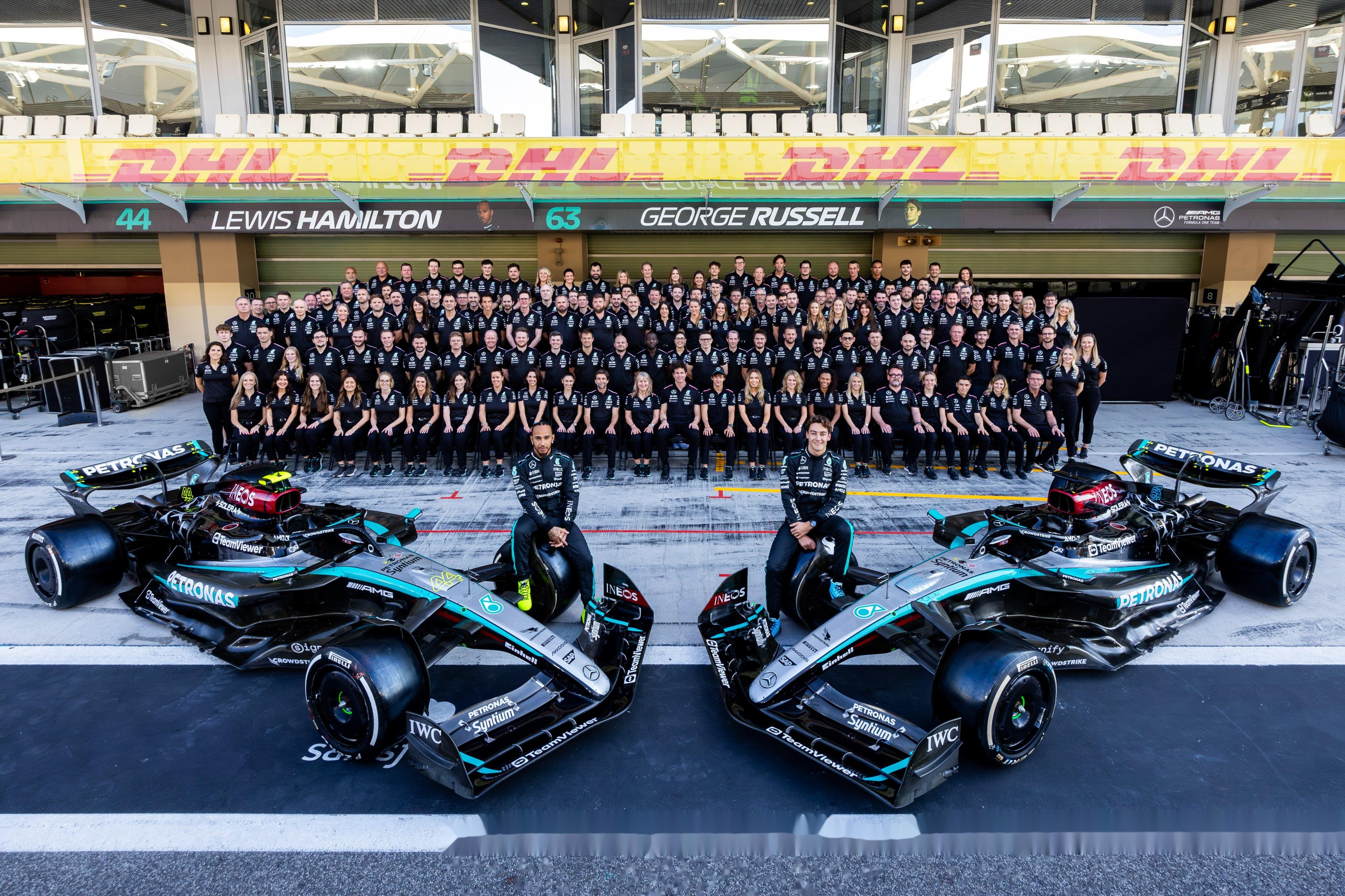 迈凯伦鏖战梅赛德斯，汉密尔顿惊艳四座