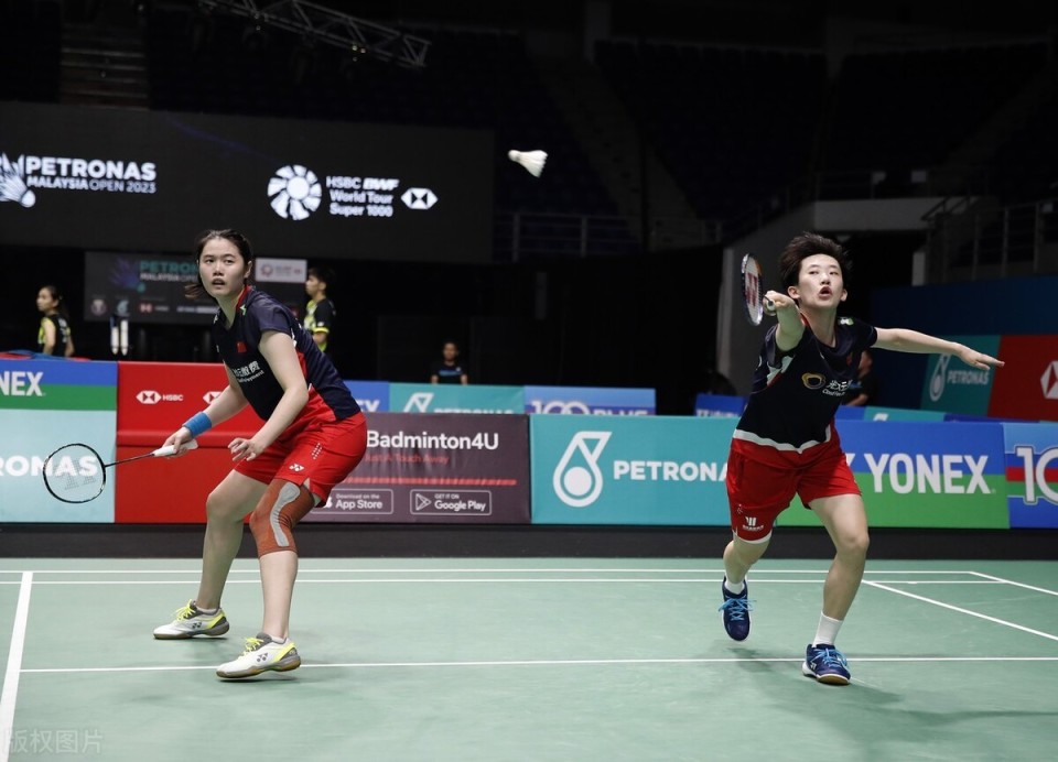 韩国队轻取日本队，李梓嘉关键制胜