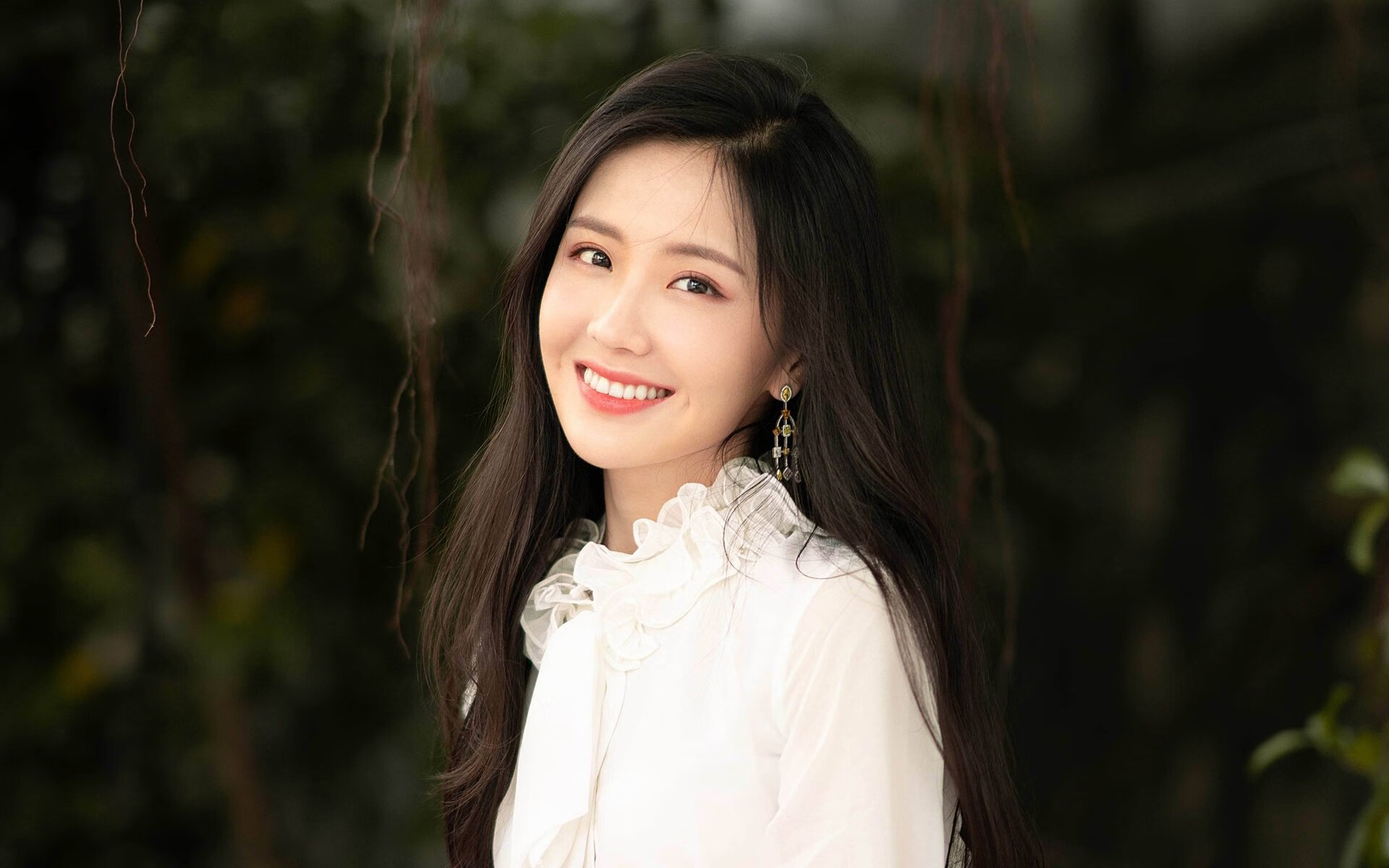 福克斯飙分刷新纪录震撼联盟,活塞团队发力掀翻森林狼爆冷门