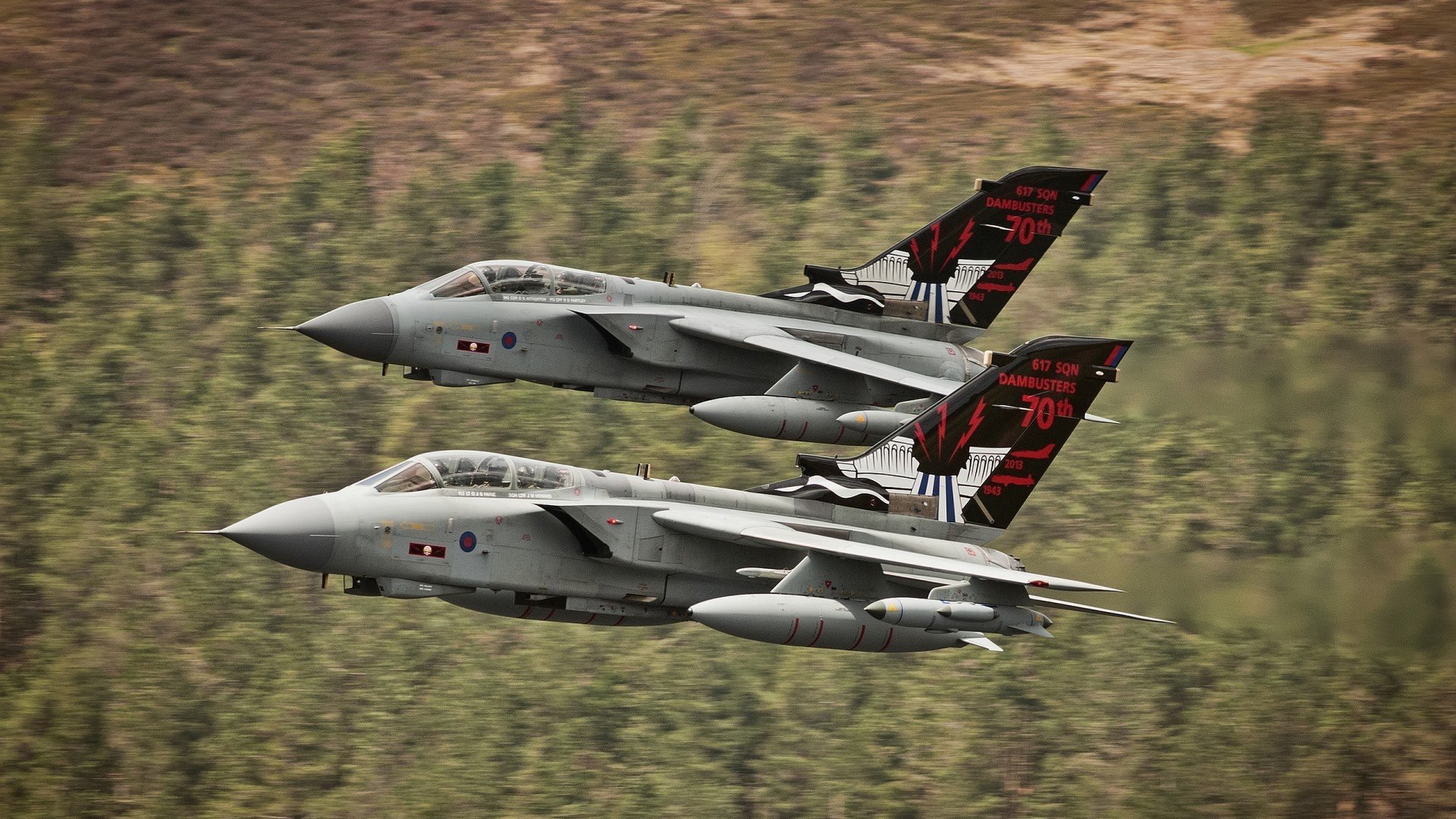 东决关键战之夜，莱奥的统治力让悬念早早消散