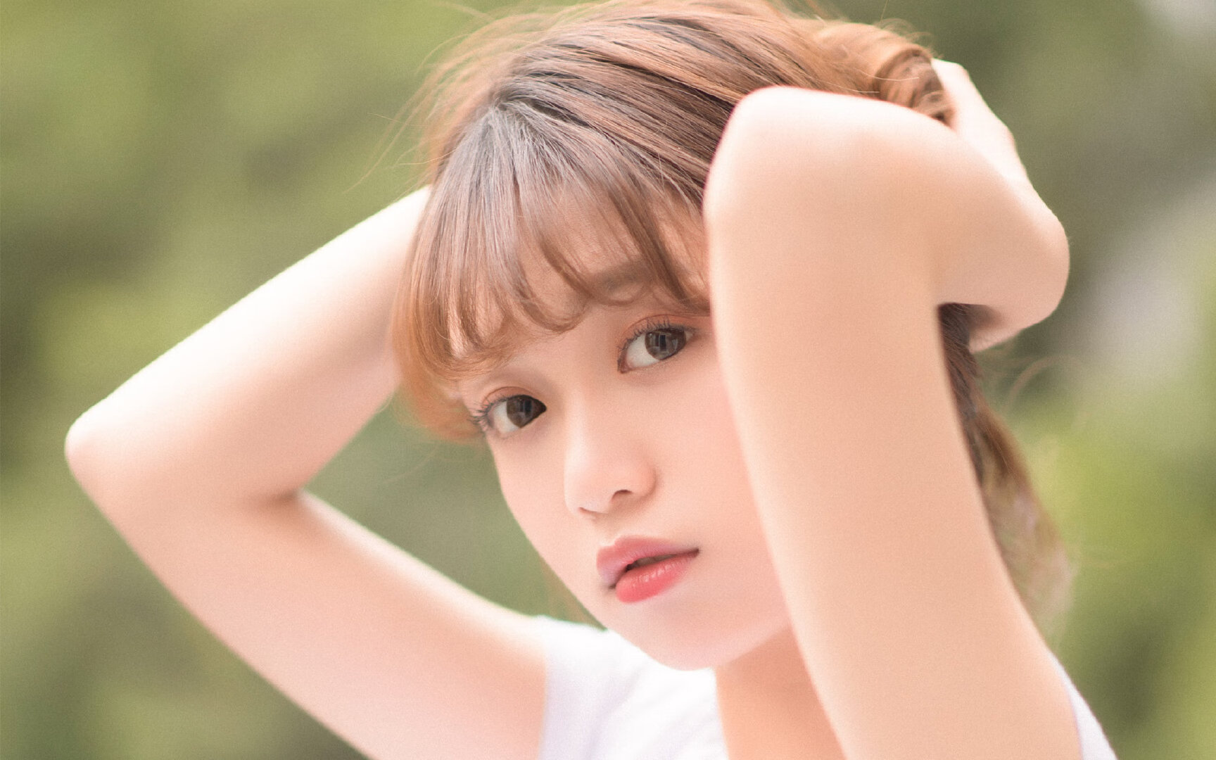 凯尔特人对阵马刺，浓眉扛起全队，引领胜利